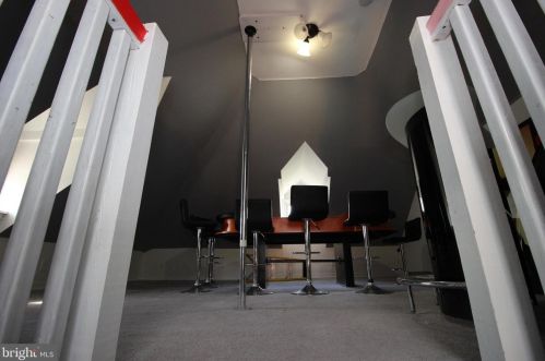 80 Ridgeway Ave, Manor PA 19036-1924 exterior