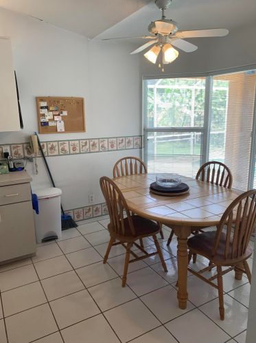 190 Essex Dr, Fort Pierce FL 34946-1229 exterior