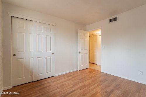 8424 23rd St, Tucson AZ  85710-6502 exterior