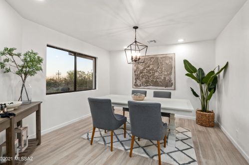 6611 Swan Rd, Tucson AZ 85718-5433 exterior