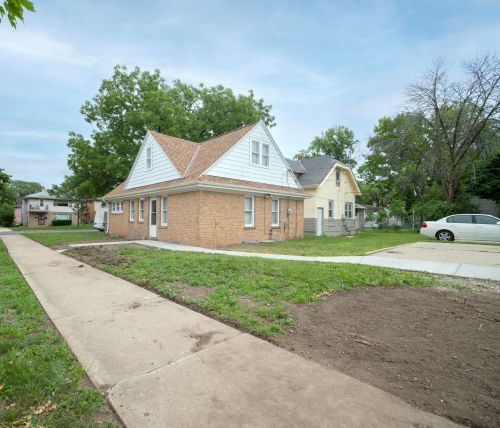 5841 32nd St, Milwaukee WI  53209-4116 exterior