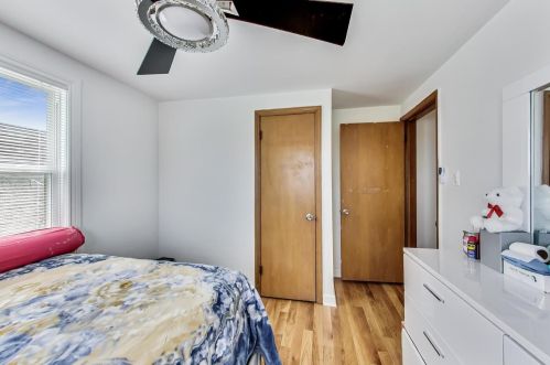 6438 Foster Ave, Chicago IL 60656-2248 exterior