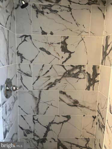 7300 Bouvier St, Philadelphia PA 19126-1535 exterior