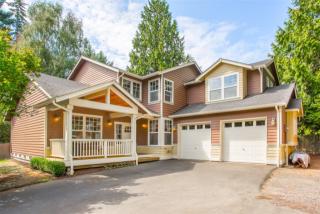 12015 20 Ave, Seattle WA  98125-5129 exterior