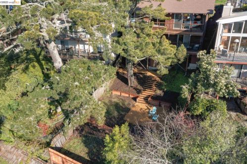 1404 Smt Rd, Berkeley CA 94708-2215 exterior