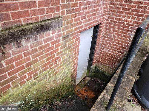 408 Chaplin St, Washington DC 20019-4262 exterior