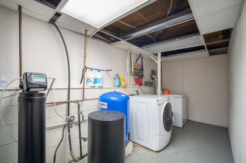 3301 Wagon Wheel Rd, Manitowoc WI 54220-8713 exterior