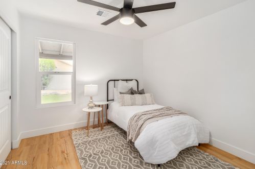 500 Aspen Dr, Chandler AZ  85226-2718 exterior