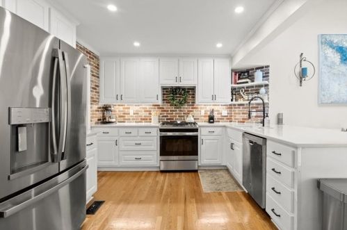 2122 Belvedere Dr, Atlanta GA  30318-1704 exterior