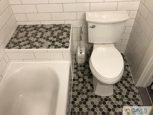 244 Hamilton St, New Brunswick NJ 08901-2206 exterior