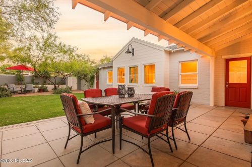 2022 Lee St, Tucson, AZ 85719-4339