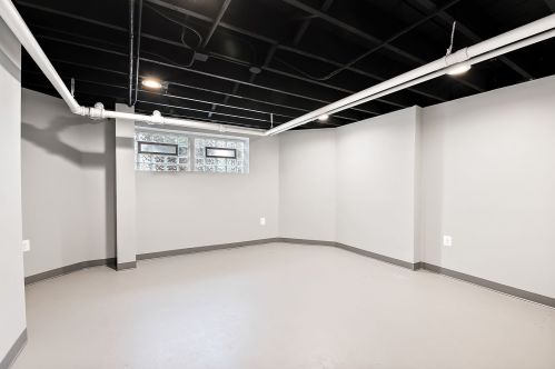 10721 Forest Ave, Chicago IL  60628-3626 exterior