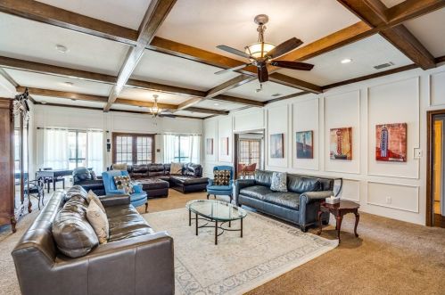 6816 Gaston Ave, Dallas TX  75214-4030 exterior