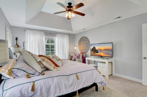 7541 Cordoba Cir, Naples FL 34109-7119 exterior