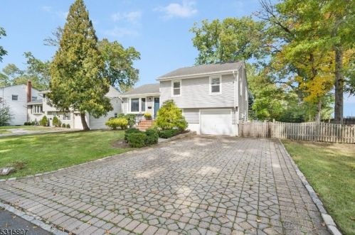16 Fletcher Pl, Madison NJ 07940-2307 exterior