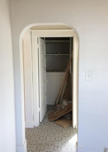 210 Hackley Ave, Meskegon MI 49444-1060 exterior