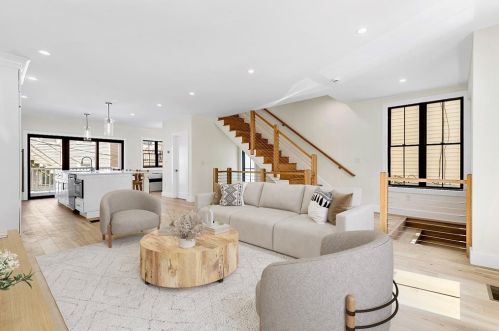 300 3rd St, Boston MA  02127-1318 exterior