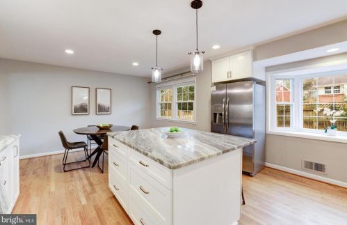 8428 Cherry Vly Ln, Alexandria VA 22309-2100 exterior