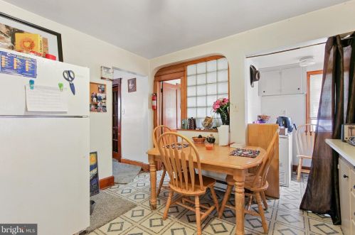 406 Fulton St, Hanover PA 17331-2723 exterior