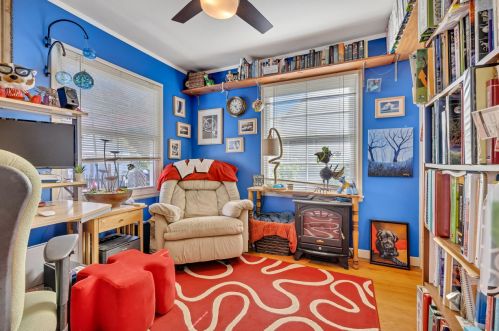 207 80, Milwaukee WI 53214-1419 exterior