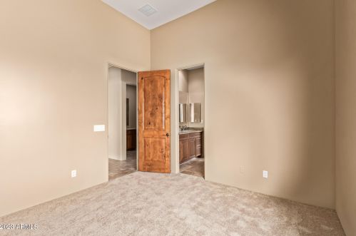 44822 3 St, Phoenix AZ 85087-8639 exterior