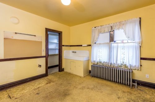 901 Lenox Ave, Waukegan IL 60085-7439 exterior