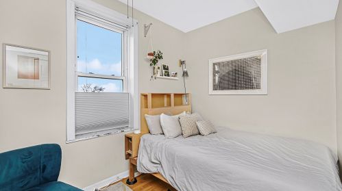 3244 Monticello Ave, Chicago IL 60618-6614 exterior