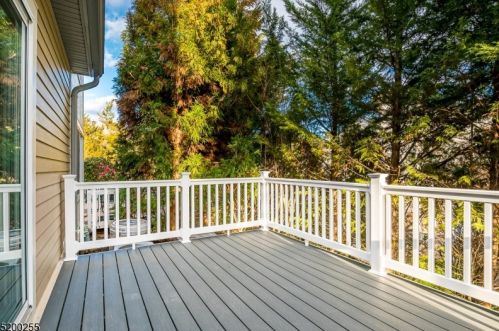 502 Park Pl, Springfield NJ  07081-3504 exterior