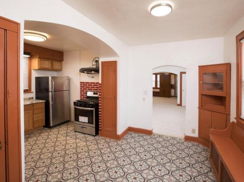 694 Desoto St, Saint Paul MN 55130-4215 exterior