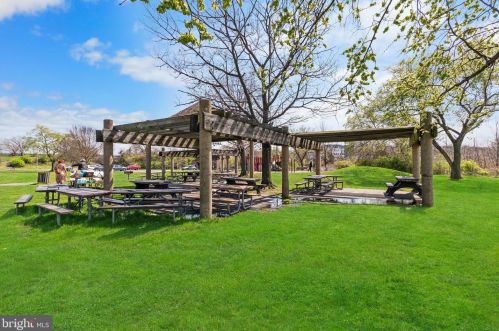 2235 Prout St, Washington DC 20020-5337 exterior