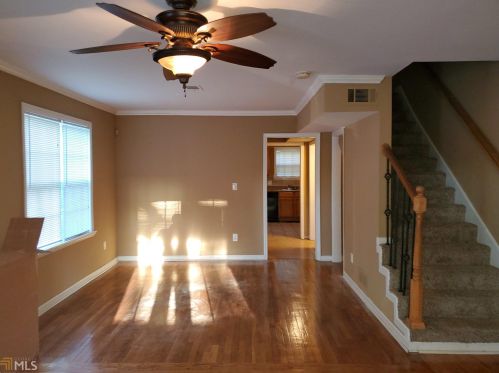 2306 Dauphine St, Atlanta GA  30344-2504 exterior