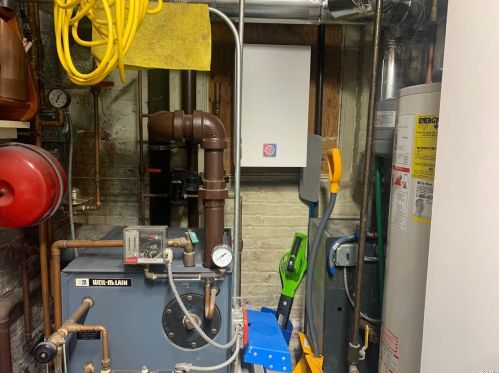 1804 Bussing Ave, Bronx NY 10466-2032 exterior