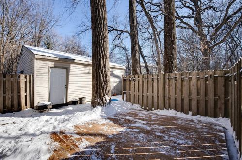 1522 Aspen Dr, Saint Paul MN 55122-1305 exterior