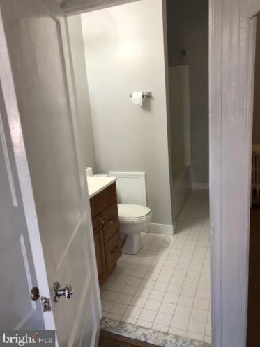 802 2nd St, Philadelphia PA 19122-3324 exterior