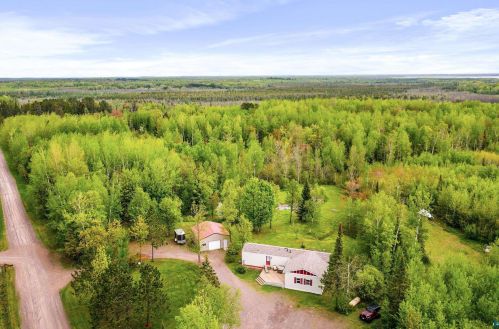 4950 Tomak Rd, Duluth MN 55811 exterior