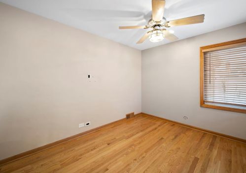 7619 Argyle St, Chicago IL 60640-3307 exterior