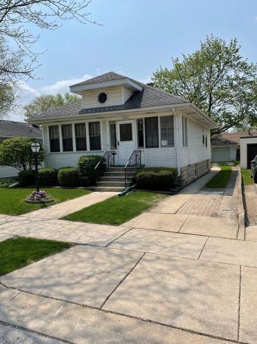 1409 Prairie Ave, Joliet, IL 60435-4125