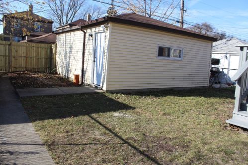 8108 Washtenaw Ave, Chicago IL  60652-2816 exterior