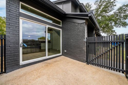 1907 Albury Cv, Austin TX  78758-3353 exterior