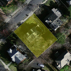 41 Fellsmere Rd, Newton MA  02459-1339 aerial view