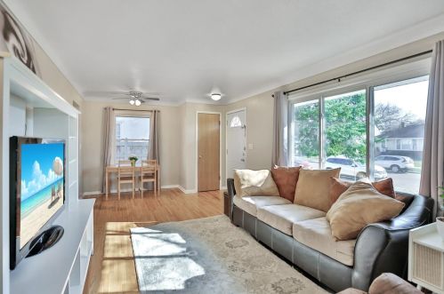 1573 Atlantic St, Saint Paul MN 55106-1103 exterior