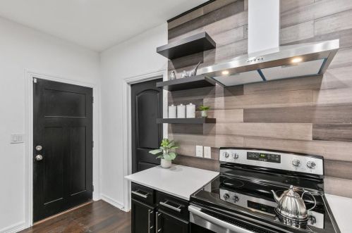 1505 Claude St, Dallas TX  75203-3624 exterior