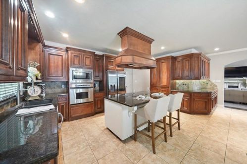 11637 Princess Ann Ct, Montgomery TX 77316-3604 exterior