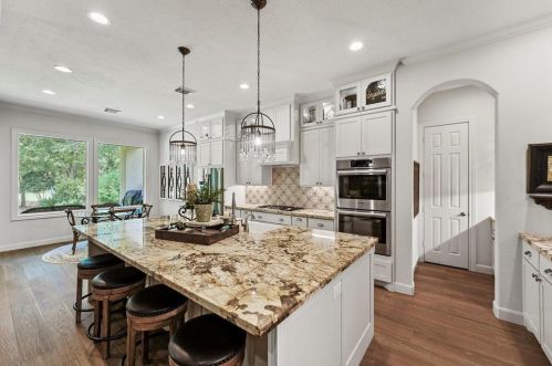 2927 Cotswold Manor Dr, Humble TX 77339-0016 exterior