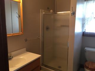 3001 E Ave, Cedar Rapids IA  52402-4321 exterior