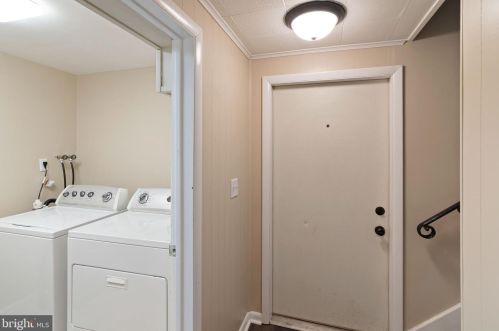 99 Park Heights Blvd, Hanover PA  17331-4005 exterior