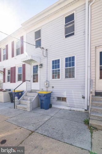 814 Clayton St, New Castle DE  19720-6022 exterior