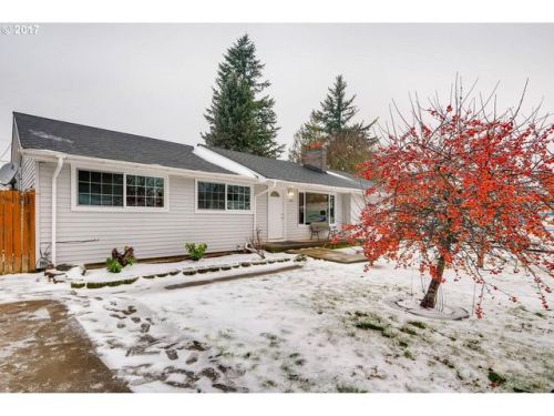 2207 185 Ave, Portland OR  97233-5634 exterior