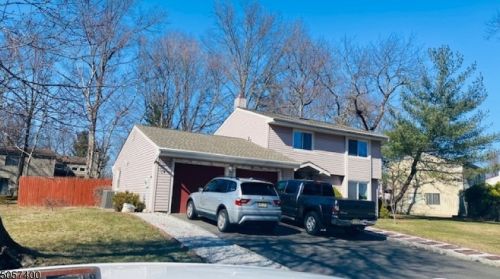 24 Atlanta Ave, Piscataway, NJ 08854-2138