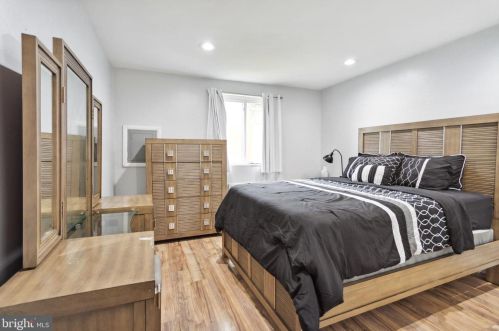 100 Glenolden Ave, Manor PA 19036-2264 exterior